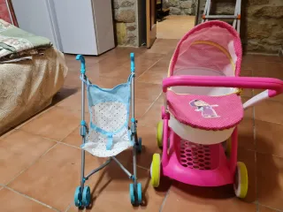 Carrelli e passeggini giocattolo per bambole
