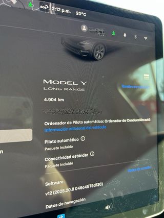 Tesla Model Y 2025