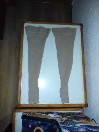 Media compresión pierna post operación/varices