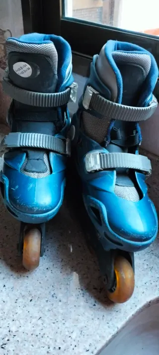 Patines en línea azules talla 33-36