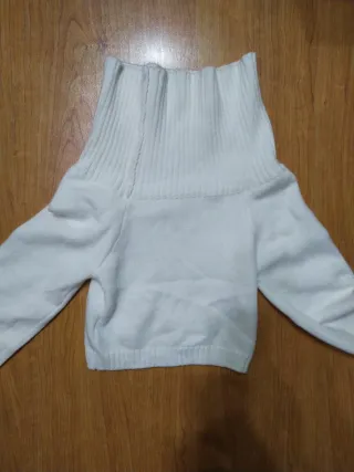 Jersey Shein cuello alto blanco