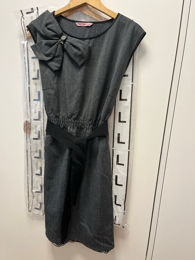 Vestido Fornarina gris con lazo