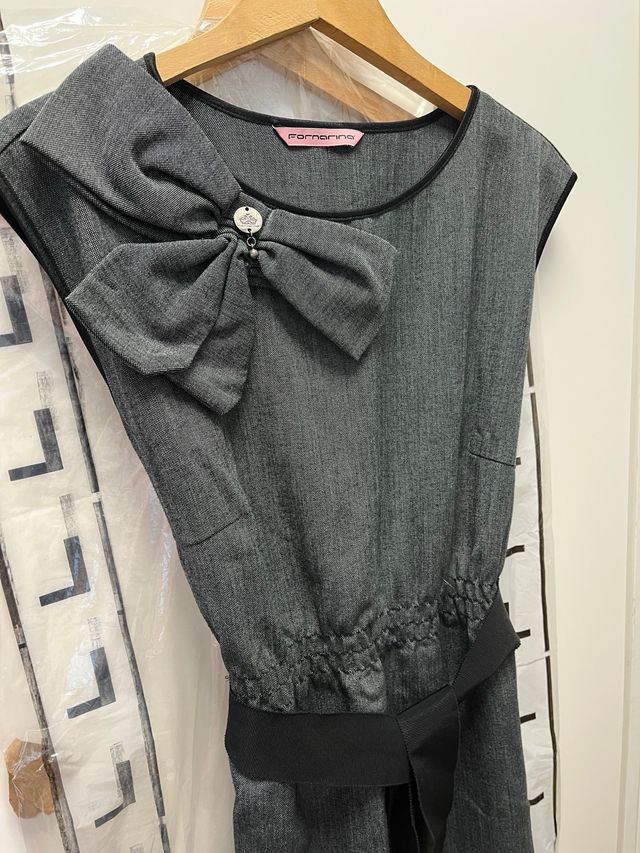 Vestido Fornarina gris con lazo
