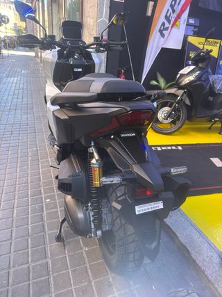 Honda X-ADV 350 Promoción DICIEMBRE