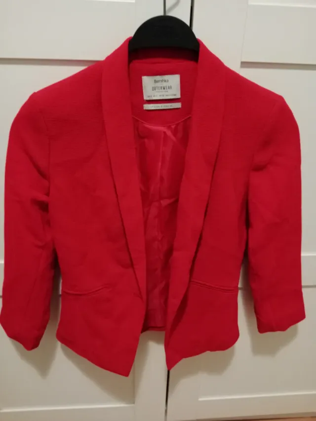 Americana Bershka Roja Talla XS