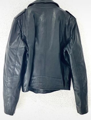 Cazadora negrabiker d suavísima Piel Ovino sin uso