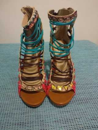 Sandalias de tacón multicolor