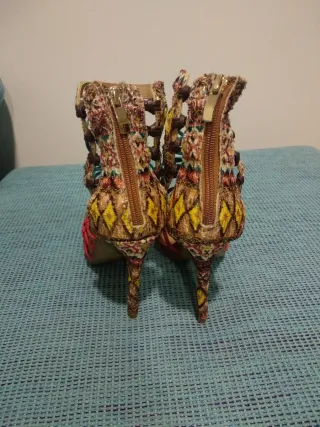 Sandalias de tacón multicolor