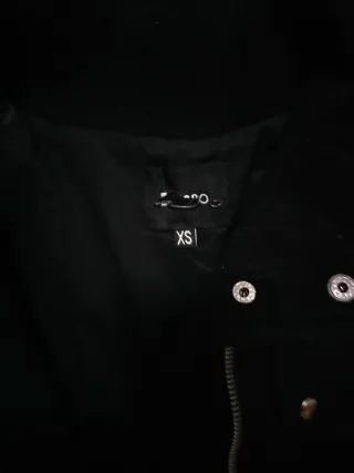 Chaquetón paño negro bolsillos T.XS
