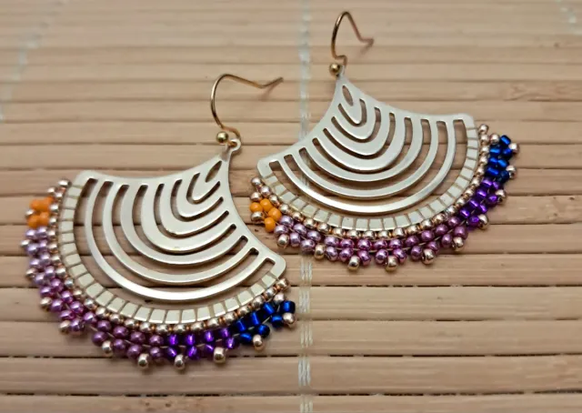 Pendientes hechos a mano con cuentas miyuki