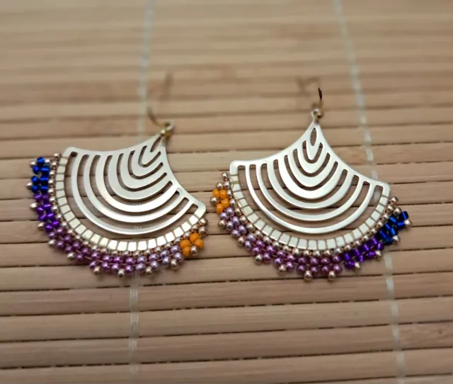 Pendientes hechos a mano con cuentas miyuki