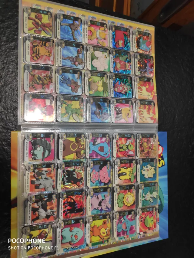 Álbum Staks Pokémon 2006 + Tablero