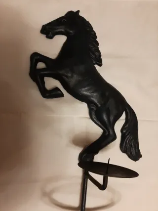 Portacandele cavallo rampante in metallo