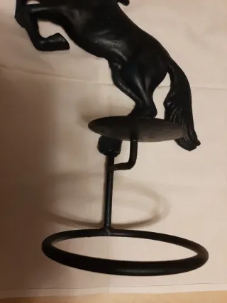 Portacandele cavallo rampante in metallo