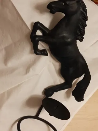 Portacandele cavallo rampante in metallo