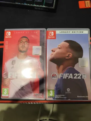 Nintendo Switch FIFA 22 y FIFA 20 Pack