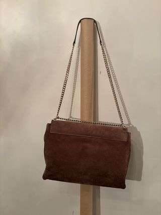 Bolso Carolina Herrera ante marrón