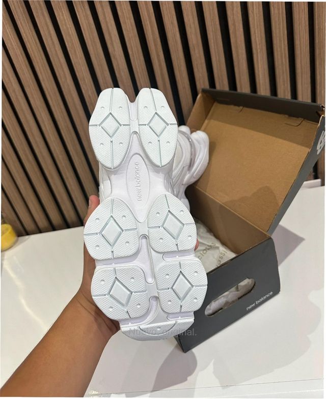 New Balance 9060 Mujer Talla 36 Blancas