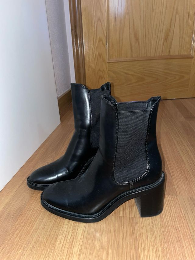 Botines tacón Zara