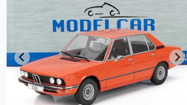 Disponibile in due colori BMW Serie 5 (E12) 1:18