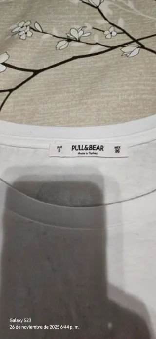 Camiseta Pull&Bear. Talla S de mujer