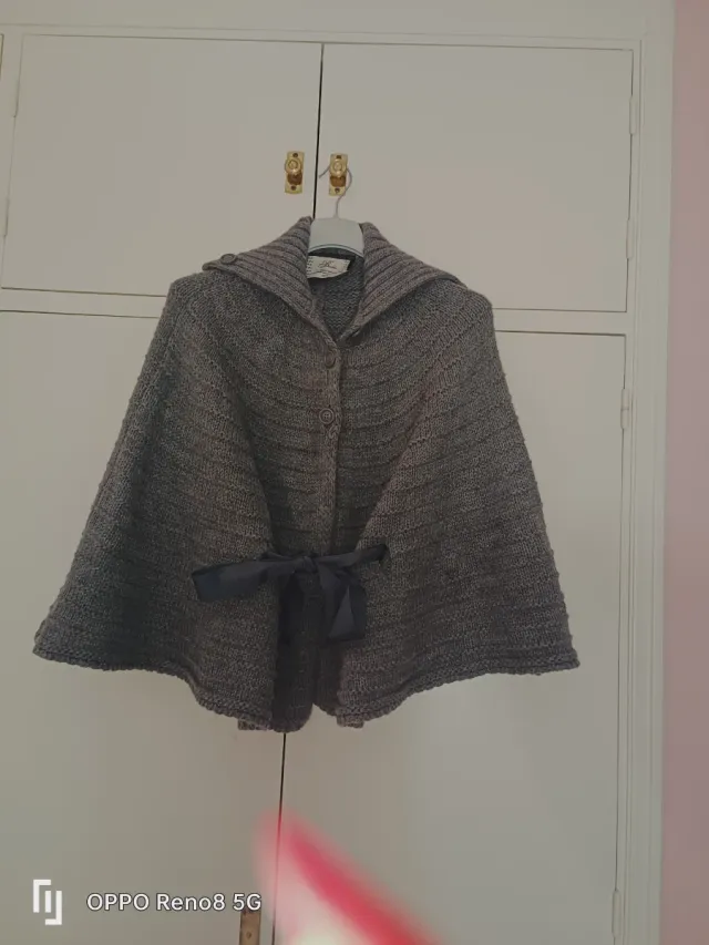 Capa/jersey gris talla única