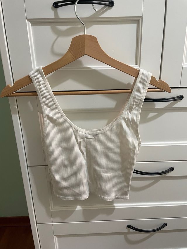 Camisetas de tirantes elásticas PullandBear