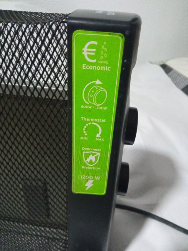 Radiador eléctrico negro