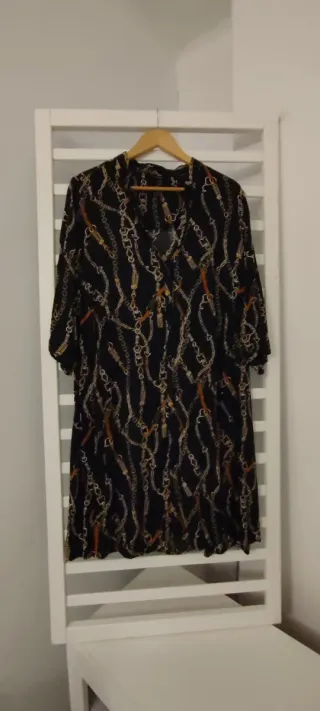 Vestido estampado cadenas talla M