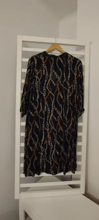 Vestido estampado cadenas talla M