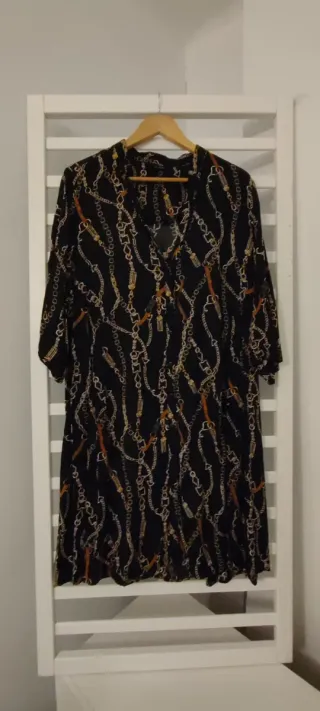 Vestido estampado cadenas talla M