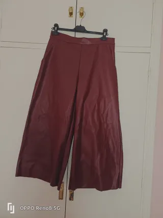 Pantalón polipiel ancho rojo