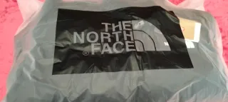 Cazadora The North Face Negra