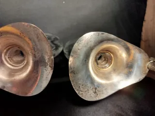 Coppia Antiche Bottiglie Cristallo Incise