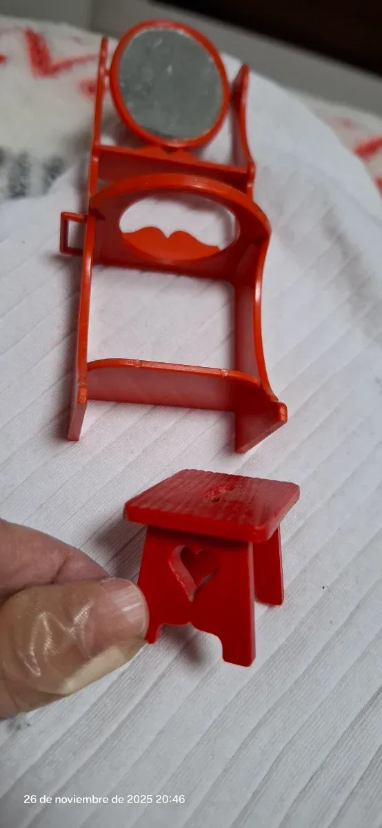 Móvel para casa de bonecas: Tocador e banqueta vermelho