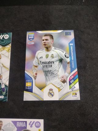 Cromos Panini Franco Mastantuono