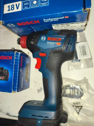 Llave de Impacto Bosch GDX 18V-200