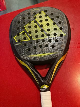 Pala Pádel Adidas Carbon 18K