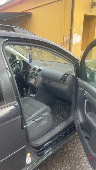 Volkswagen Touran 2010