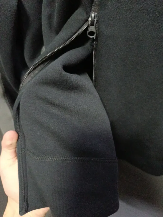 Conjunto Nike Tech Fleece Gris y Negro