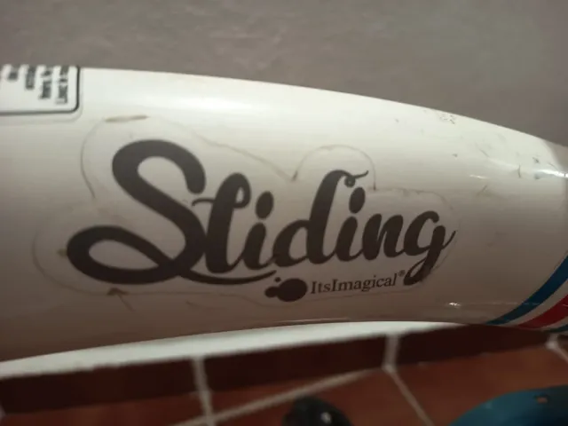 Bicicleta infantil Sliding blanca