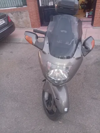 Honda CBR 1100 XX Super Blackbird