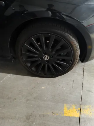 Llantas Fiat 17 con neumáticos nuevos