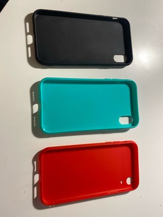 Custodie iPhone XR (Nero, Turchese, Rosso)