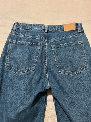 Pantalón vaquero Bershka Mom