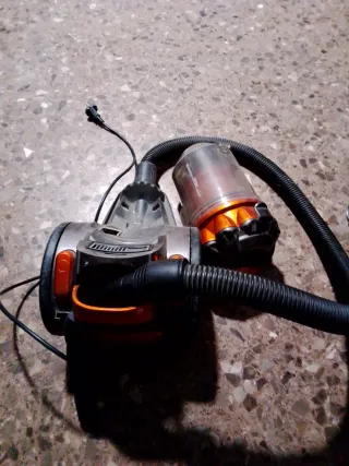 Aspiradora Comelec Naranja