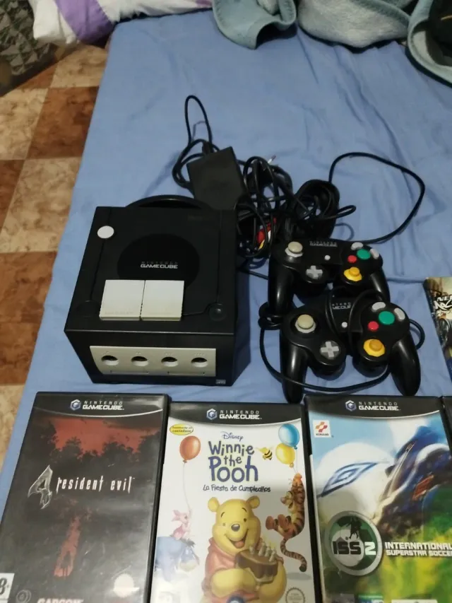Lote Nintendo GameCube + 2 mandos