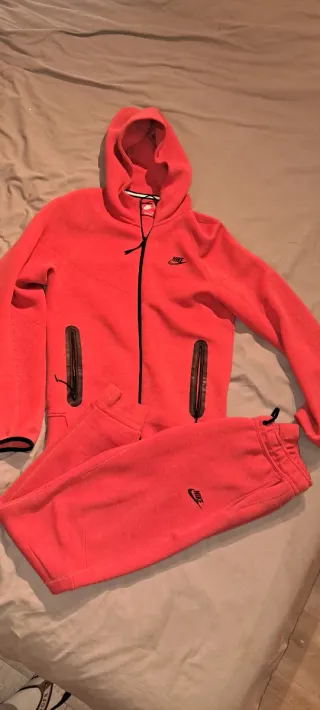 Chándal Nike Tech Rojo Auténtico