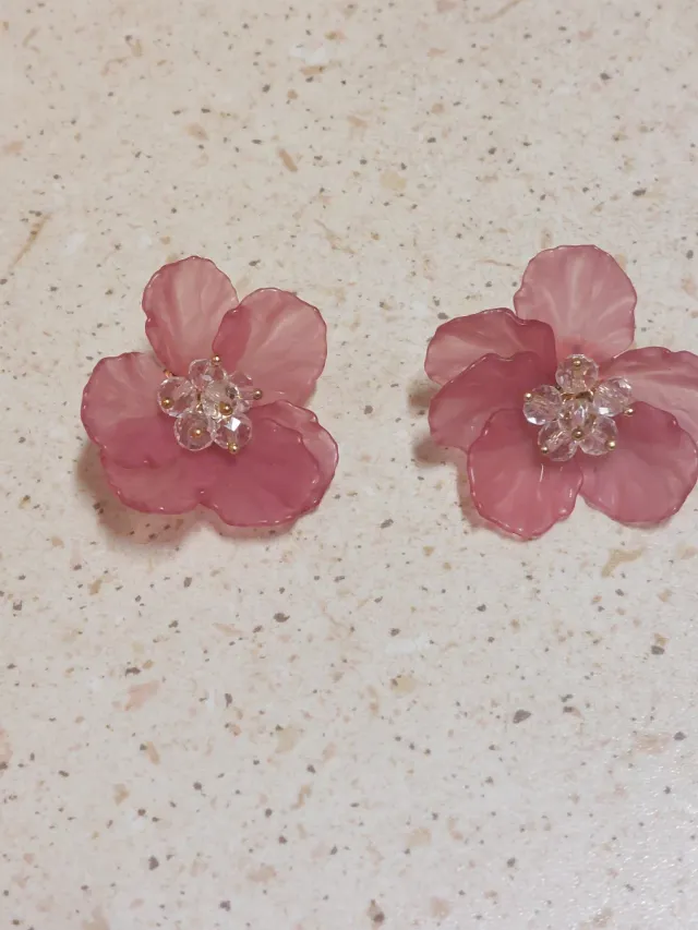 Pendientes clip flor rosa y dorado