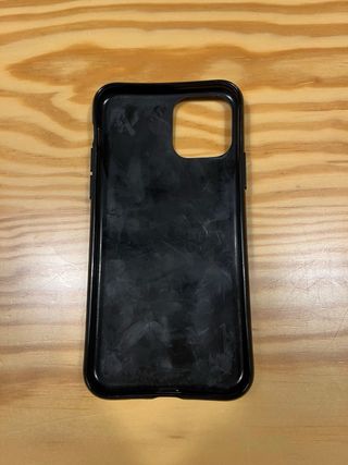 Funda iPhone 11 Pro Guess Negra Glitter